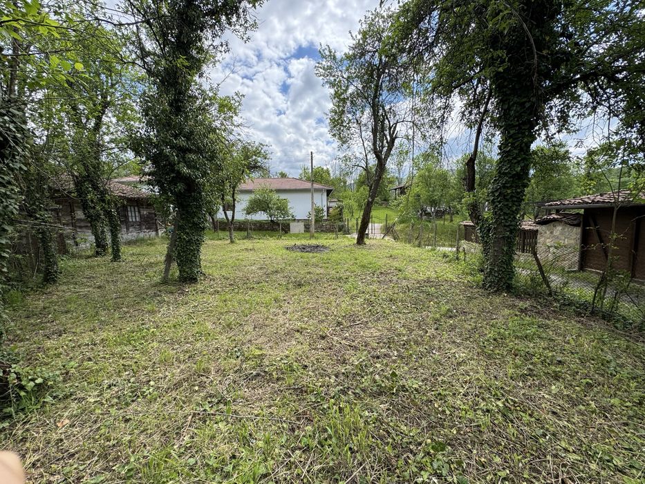 Продава се Парцел в Горна Оряховица - 250 кв.м за 24 €/кв.м - Снимка #2