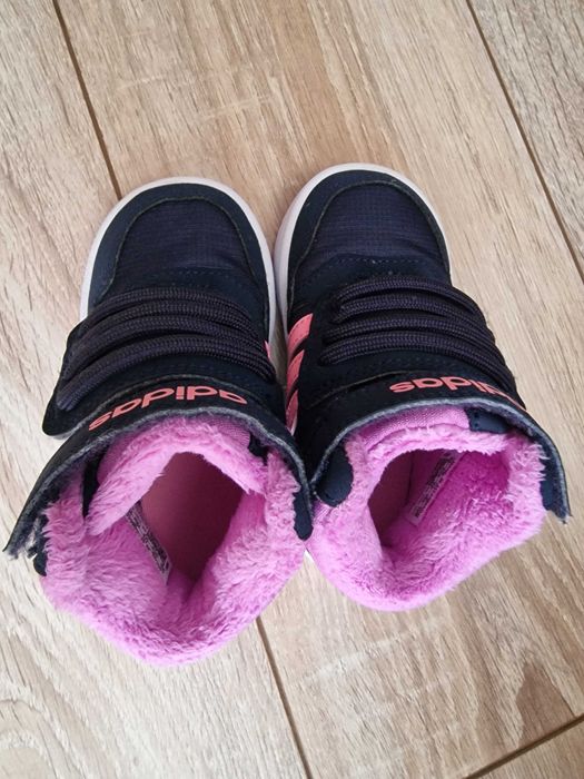 Детски Адидас кецове 22 Номер