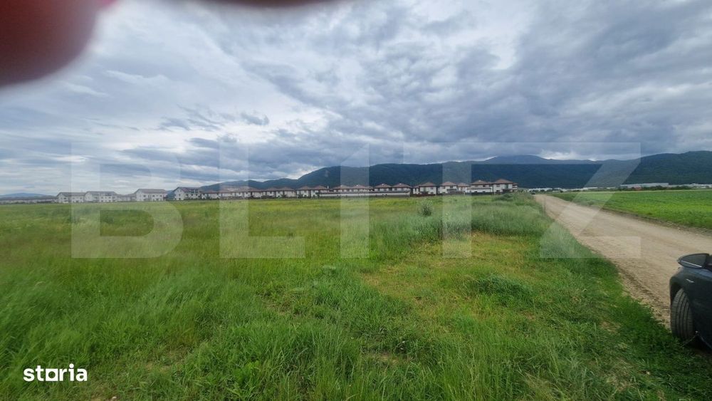 Teren extravilan posibilitate de a trece in intravilan zona de case NO