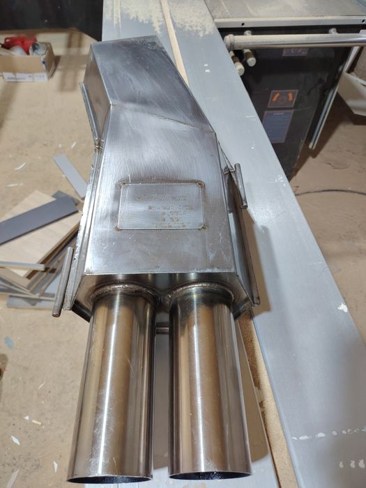 Глушитель выхлопная