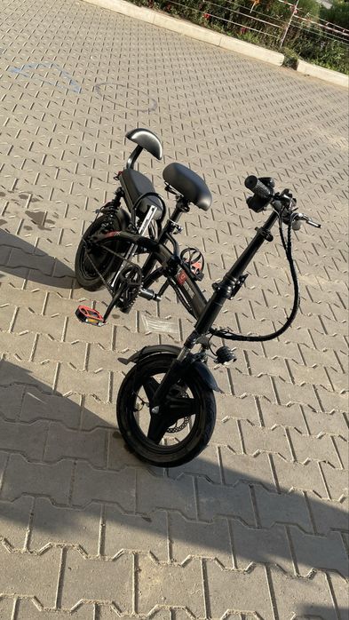 Электроскутер.