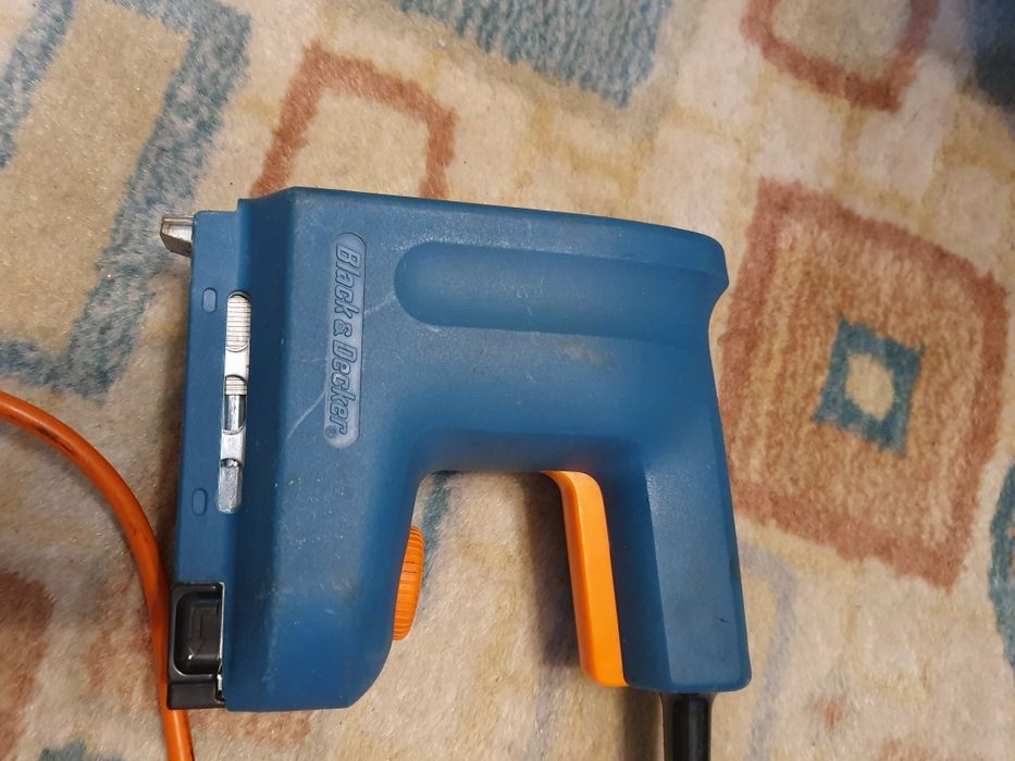 Capsator Black Decker