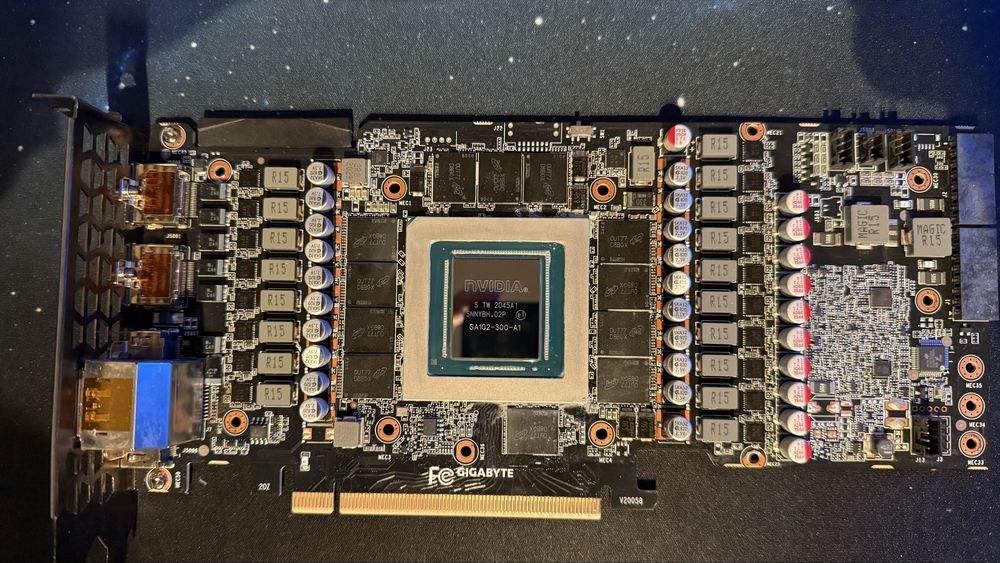 Gigabyte 3090 24GB RAM Gaming OC Видеокарта