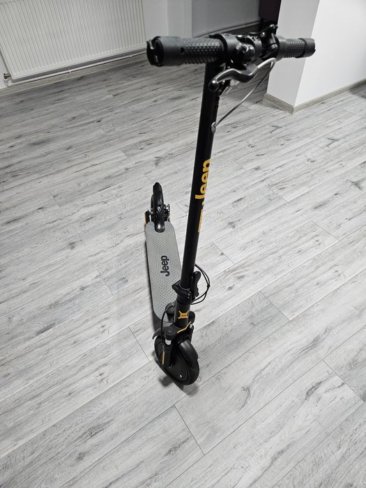 Trotineta electrica JEEP ca noua