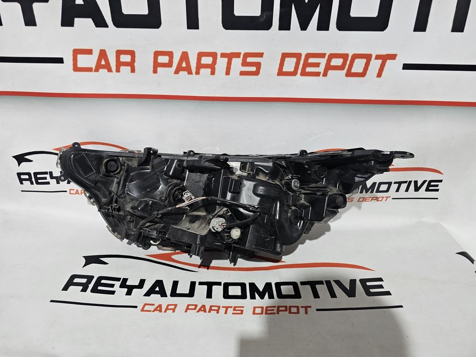 Far dreapta led Toyota Rav 4 2018