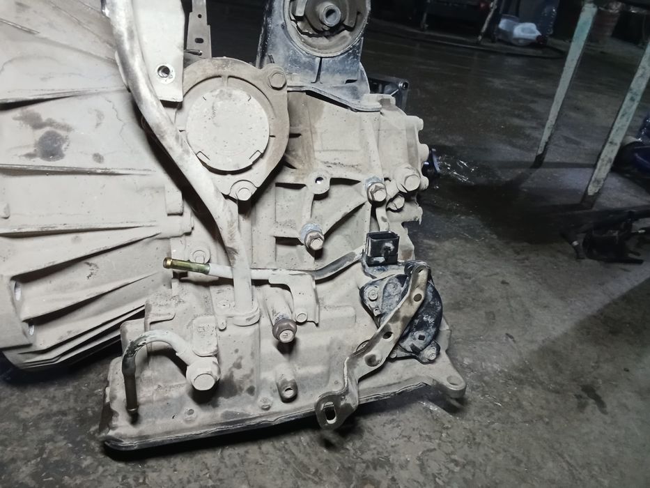 Продам коробку автомат полный привод QR20