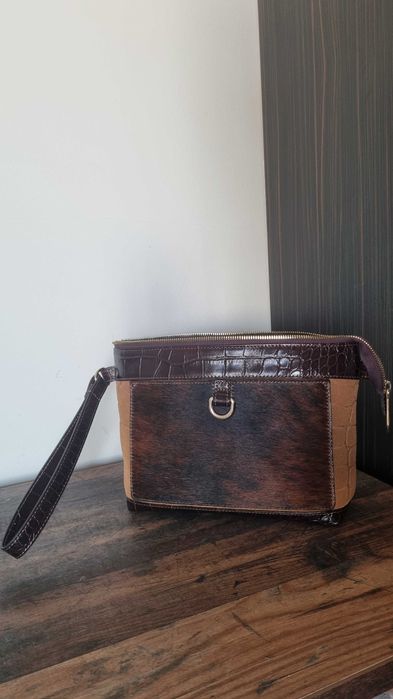 Дамска чанта клъч