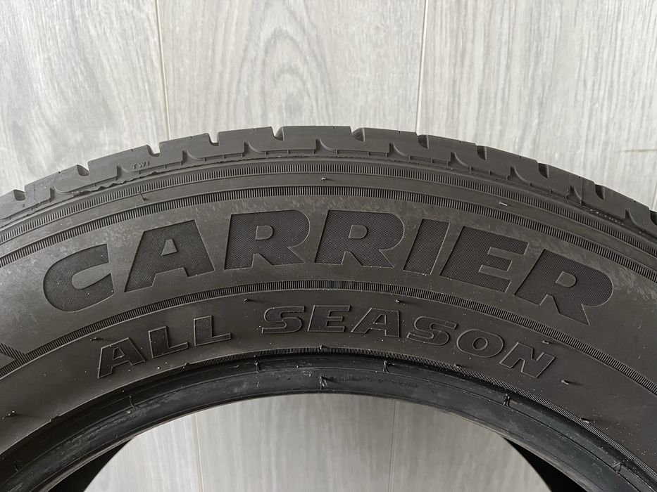 Всесезонни гуми 215/65/16C Pirelli
