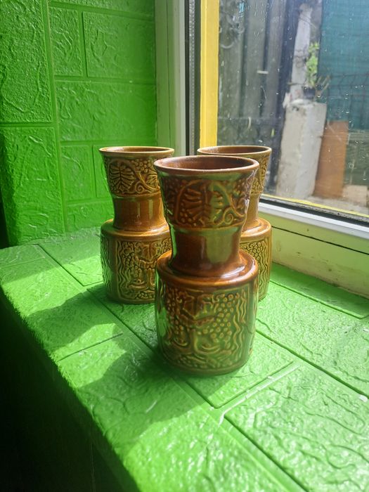 Set ulcior pahare vin pălincă foarte vechi preț 400ron negociabil