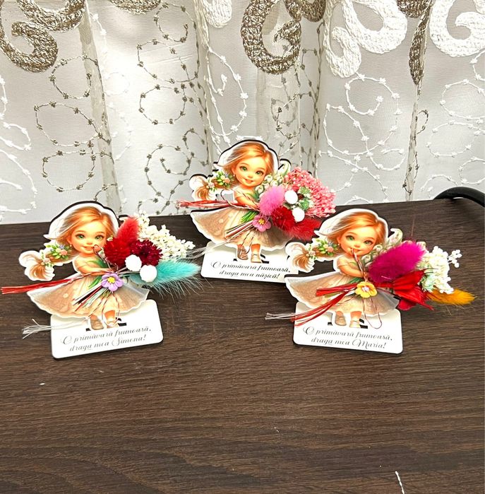 Figurine si plachete martisor