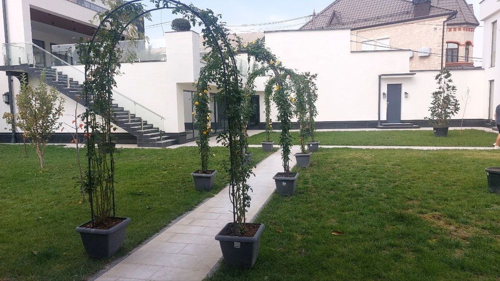 Дом от владельца в стиле хайтек в престижном районе.