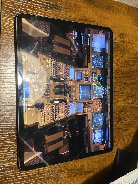 IPad 12.9 pro 5-th gen