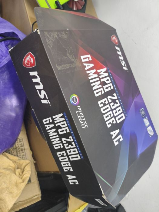 I7 9700k, 32gb ozu, z390 без видео карта