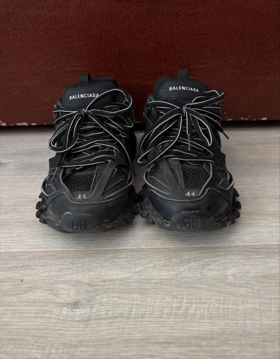 Balenciaga Track