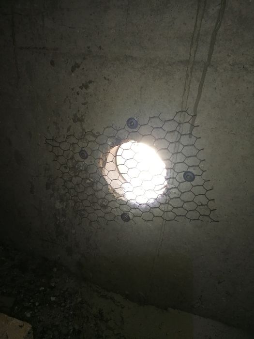 Почистване на тавани"подпокривно пространство" от гълъби