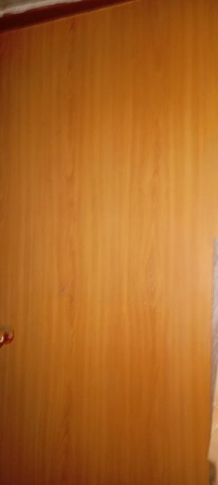 Продается двери.