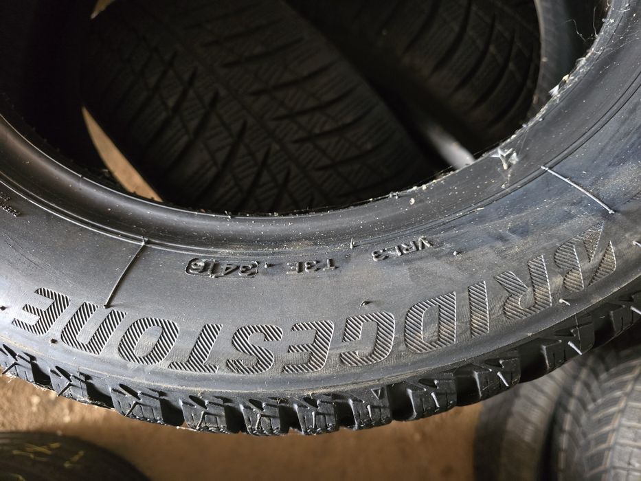 Anvelope 195 55 16 iarna Bridgestone