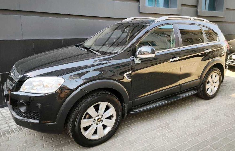 Chevrolet Captiva 3.2 AT, 2010 г.