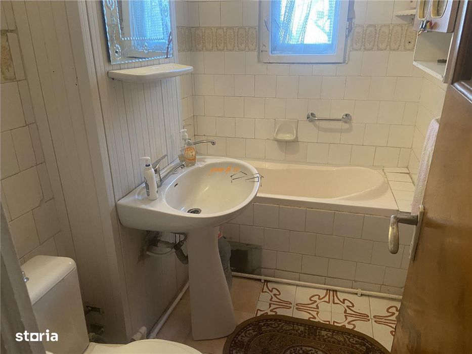 Apartament 3 camere , zona Gara ,  58 mp ,et 3 din 4 , mobilat , centr