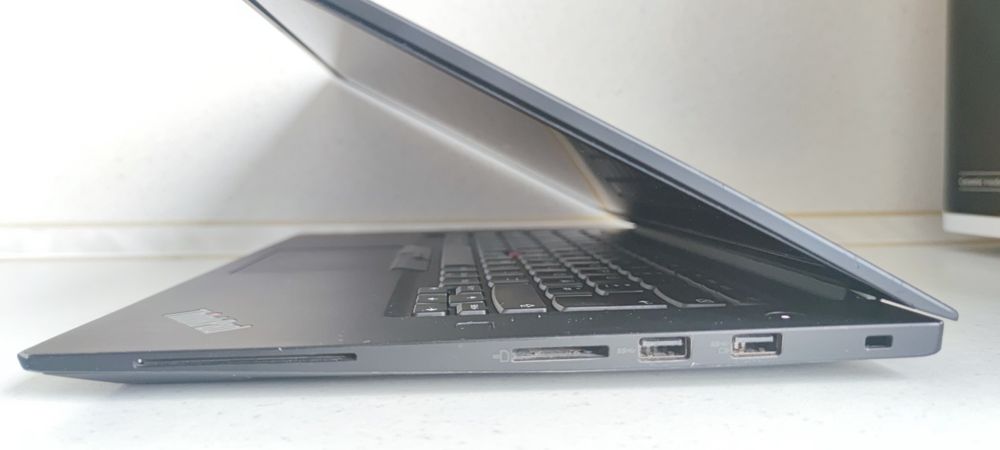 Lenovo ThinkPad P1 Gen 2 | i7-9750H | 16GB RAM | 500GB SSD | nVidia T1000 4GB