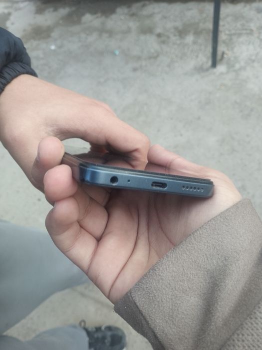 Tecno spark go 2024 sotiladi