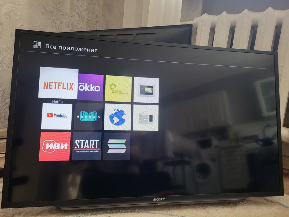 Смарт телевизор SONY 102см