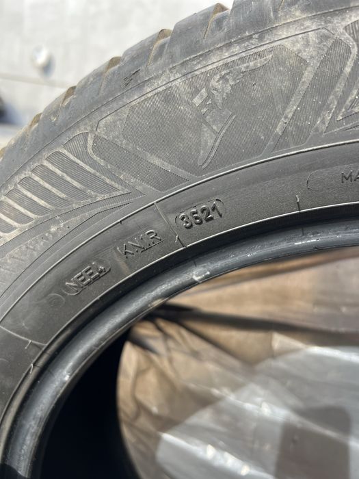 Cauciucuri googyear vector