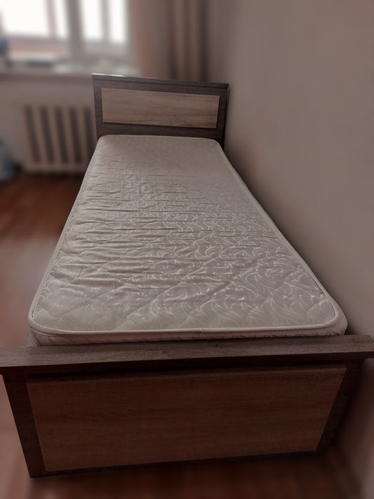 Односпальная кровать