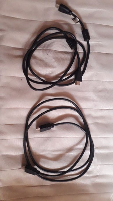 Vând 2 cabluri hdmi