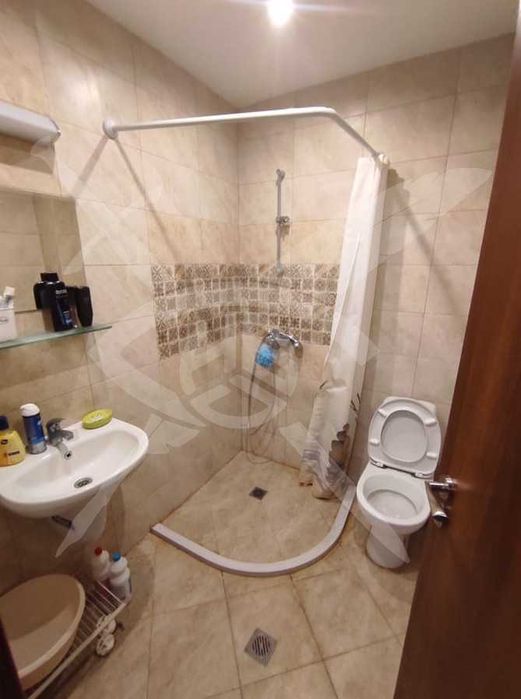 Дава се под наем Двустаен апартамент в Варна, Конфуто - 58 кв.м за 225 € - Снимка #4