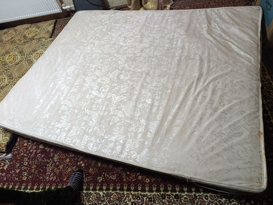 Спальний sotiladi.