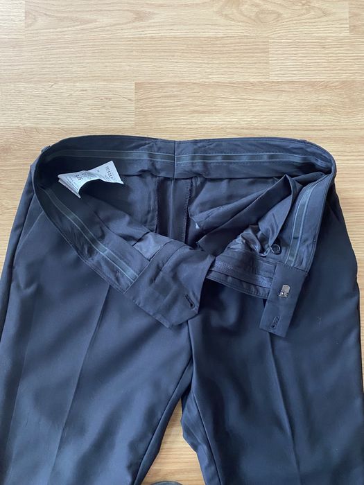 Pantaloni de stofa