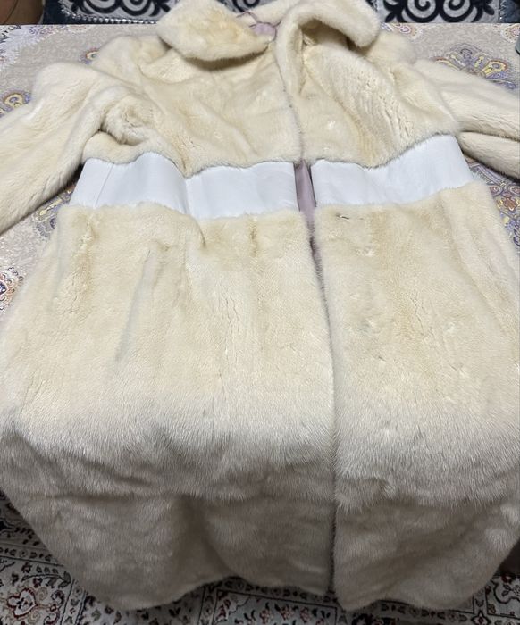 Продам норковую шубу