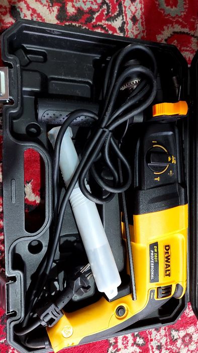 Перфоратор Dewalt DW 2601 Professional