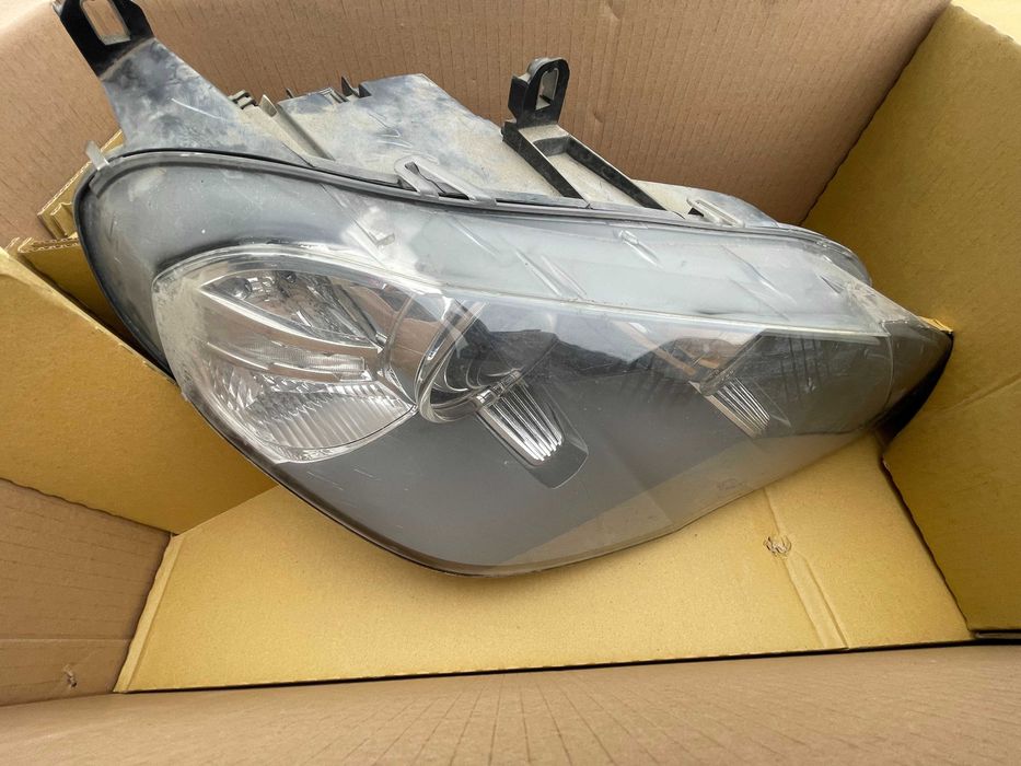 BMW X5 E70 десен фар