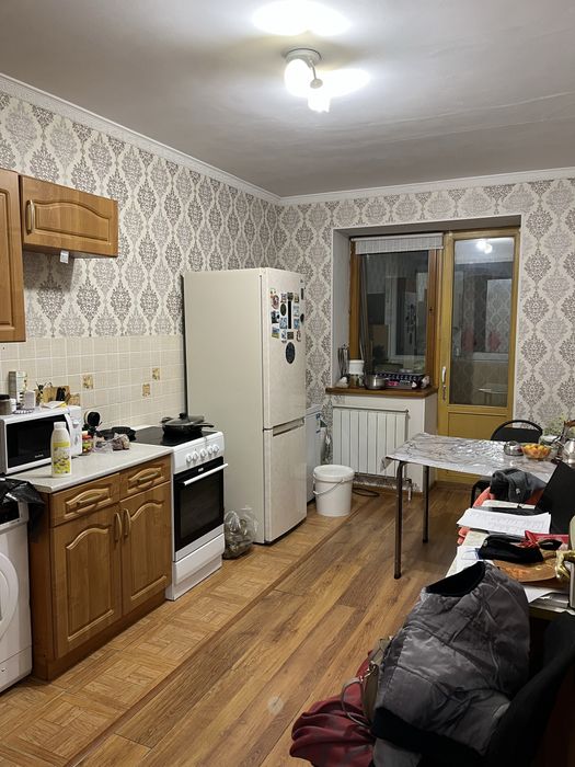 Кухонные шкафы коричневые