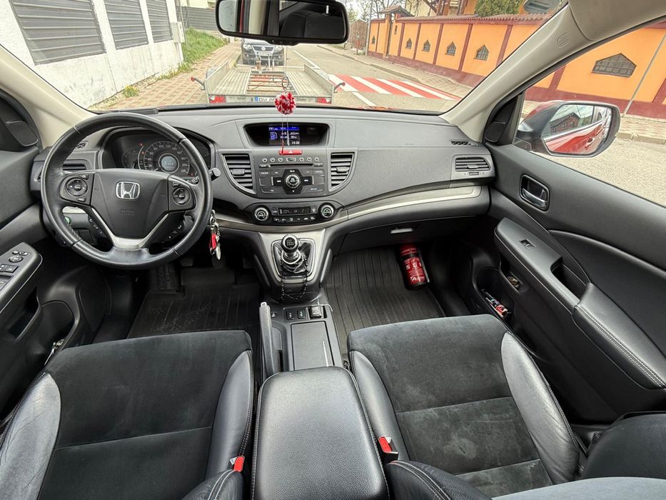 Proprietar honda crv 2.2 diesel 4x4 / 10300e