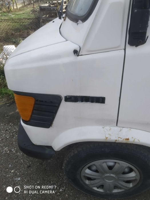 Продавам Бус Мерцедес 210D