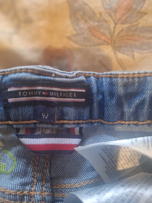 Pantaloni scurti 92 Tommy Hilfiger