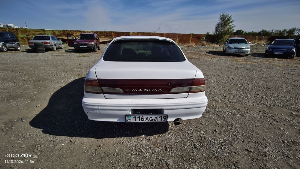 Продам nissan maxima