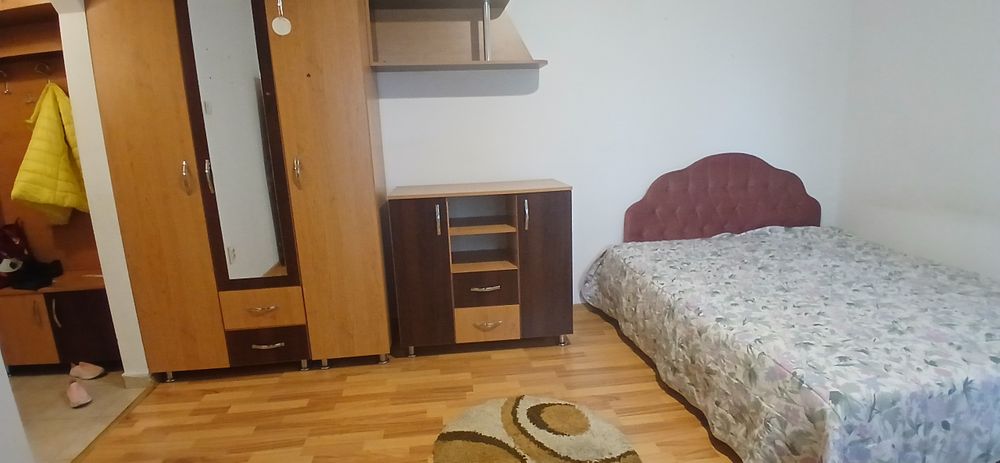 Inchiriez garsoniera mobilata si utilata