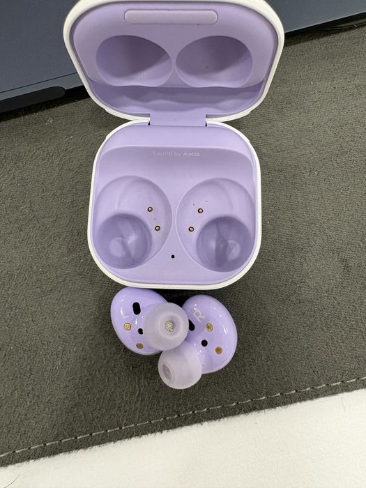 Samsung Galaxy buds 2