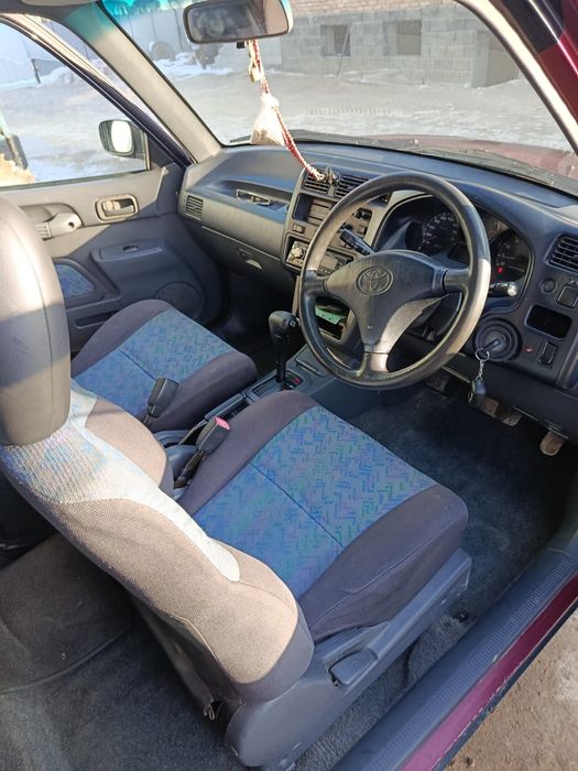 Срочно Продам Rav4