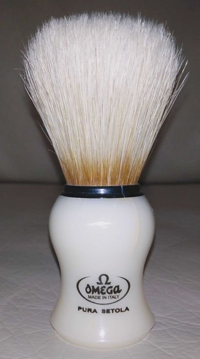 Omega 10066 четка за бръснене
