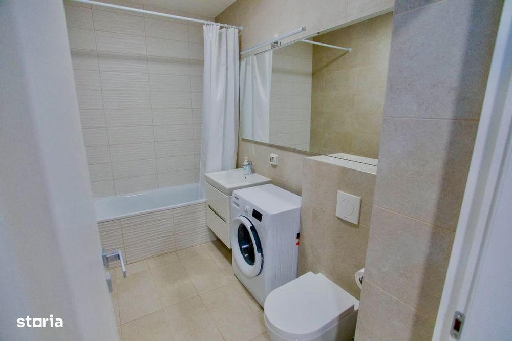 2 camere, parcare, Record Park