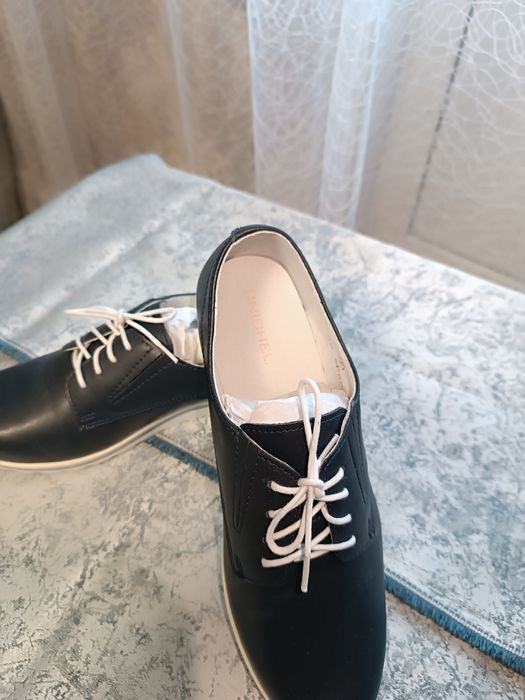 Продам туфли женские