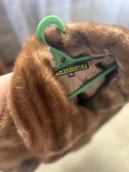 Продам норкувую шубу