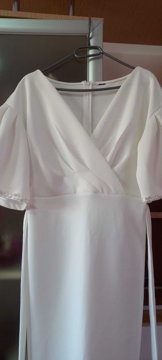 Rochie alba          .