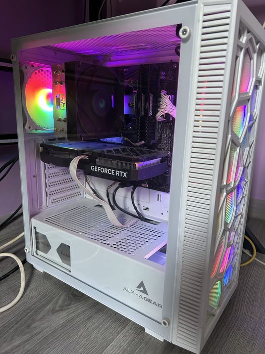 Vând Pc Gaming Impecabil