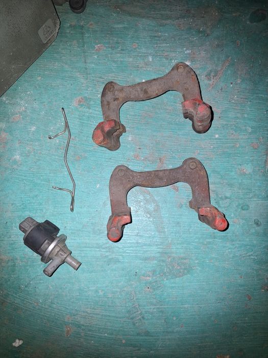 Продам запчасти новые